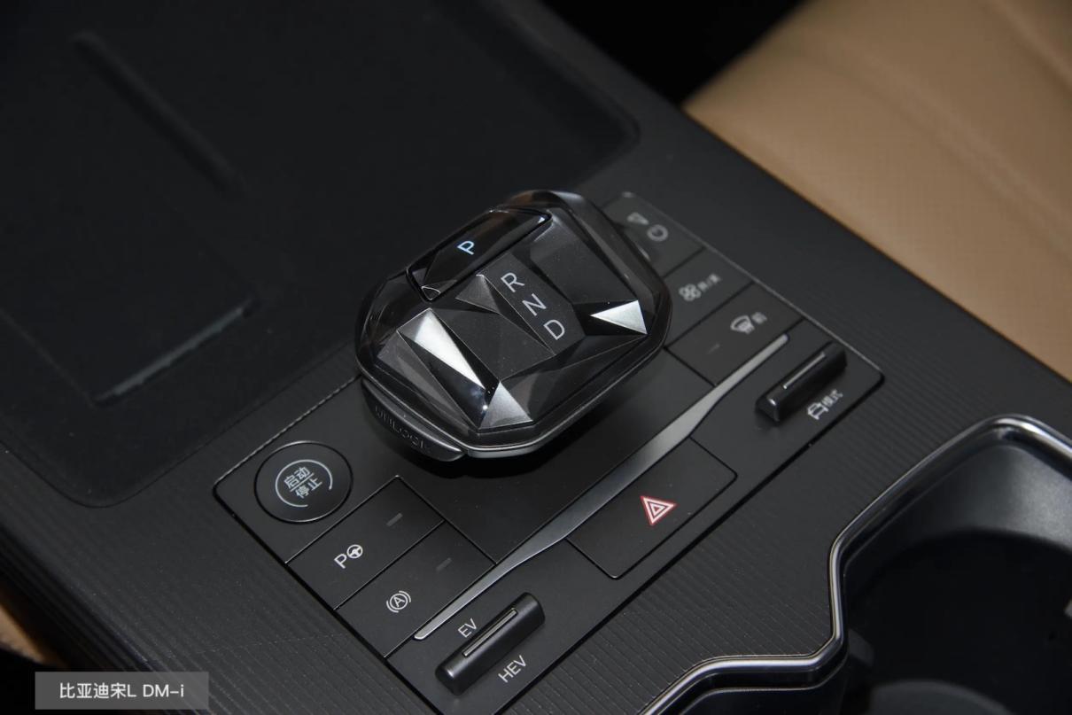 比亚迪宋L DM-i对比长安启源Q07，谁是更优选？