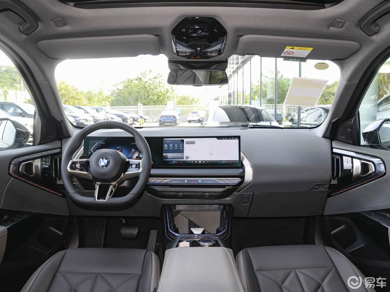 沃尔沃全新XC70上市,对比宝马X3,到底谁更值得入手?