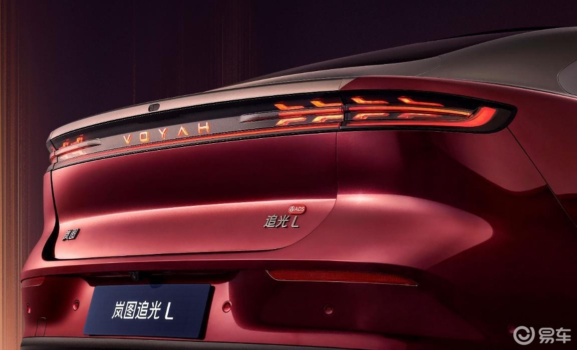 第四季度轿车王炸清单！这8款一个比一个狠，个个有大招？