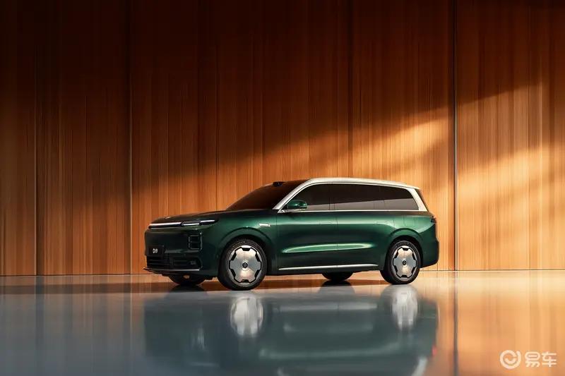 零跑D19液态银车色官图 预计2026年一季度上市