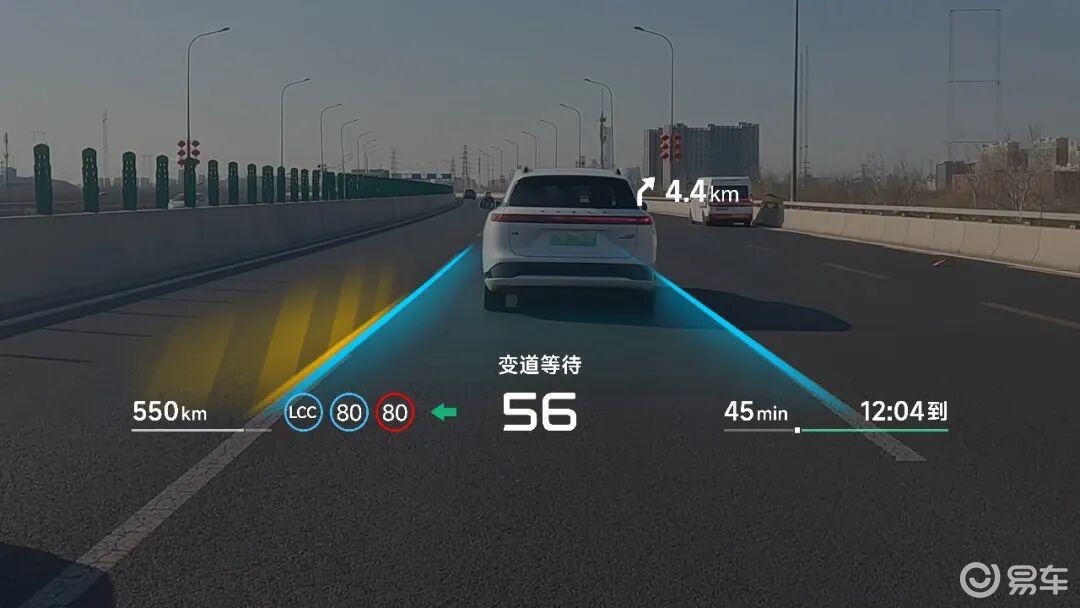 20万级SUV要后排空间大，看这款就够了