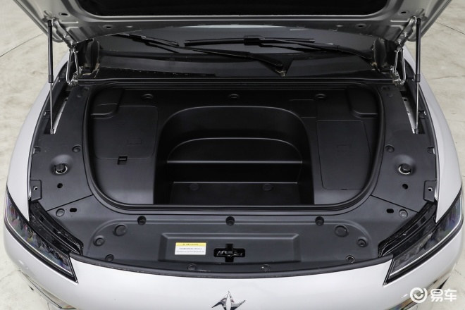 颜值性能都要 东风奕派eπ007对比昊铂GT Lite