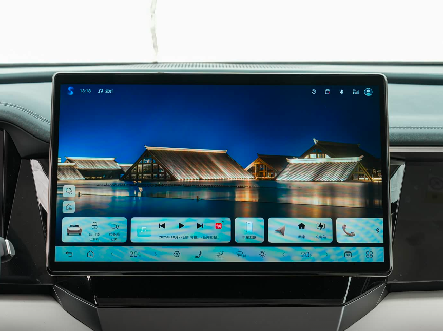 预算25万 比亚迪夏对比GL8陆尚 你看重配置还是口碑？