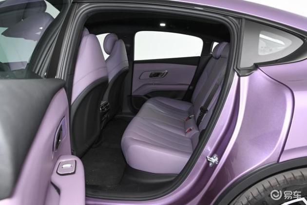 大满配，全系激光雷达+磁流变悬架，预售13.99万起