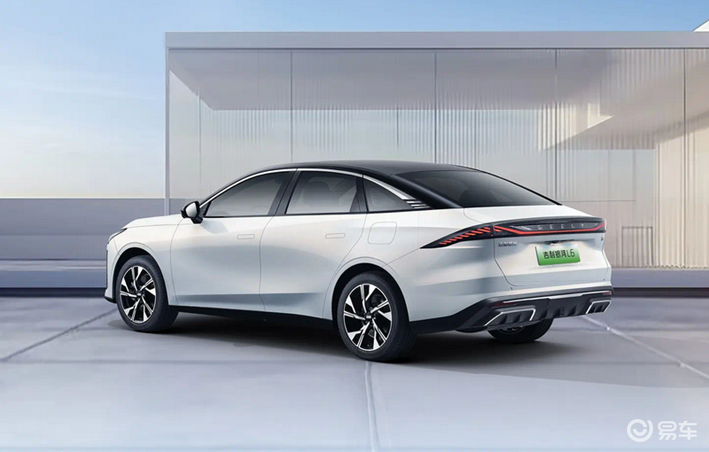 风云A8L对比吉利银河L6,谁是十万级混动家轿“王者”?