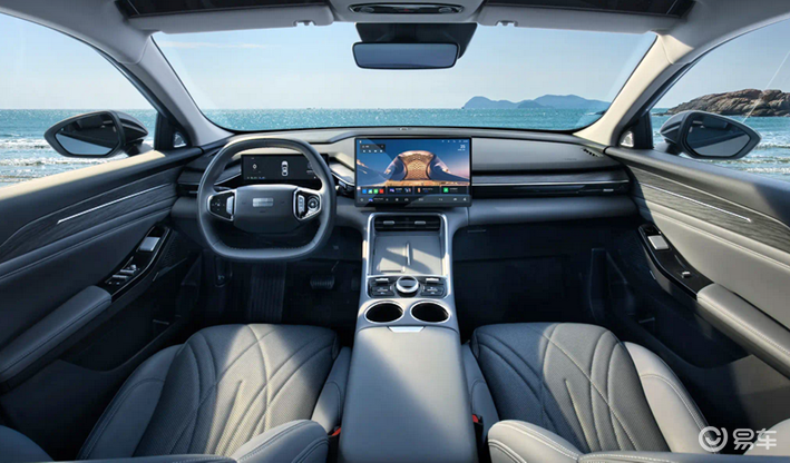 风云A8L对比吉利银河L6,谁是十万级混动家轿“王者”?