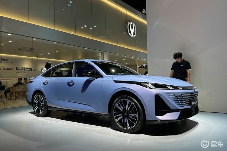 逸动和帝豪对比，谁是家轿“更优之选”？